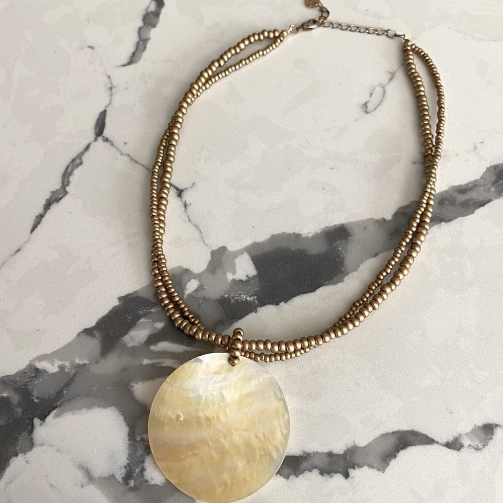 Cookie Lee gold bead/shell necklace